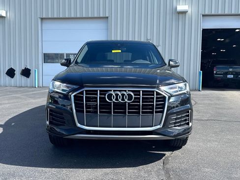 Used 2023 Audi Q7 2.0T Premium w/ Towing Package AWD/4WD image 2