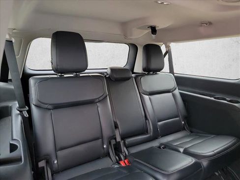 Used 2025 Ford Expedition Max Platinum w/ Driver's Package image 18