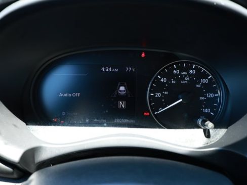 Used 2021 Nissan Kicks SR FWD image 12