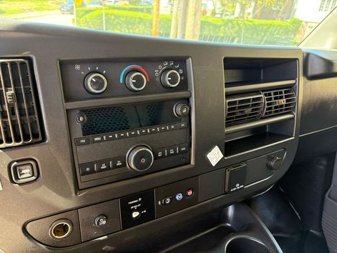Used 2020 Chevrolet Express 2500 w/ Driver Convenience Package image 17
