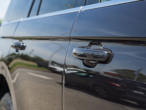 New 2026 Ford Expedition Active image 21