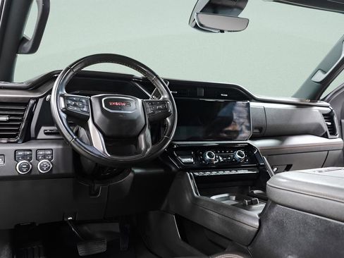 Used 2025 GMC Sierra 2500 AT4 w/ AT4 Premium Plus Package image 28