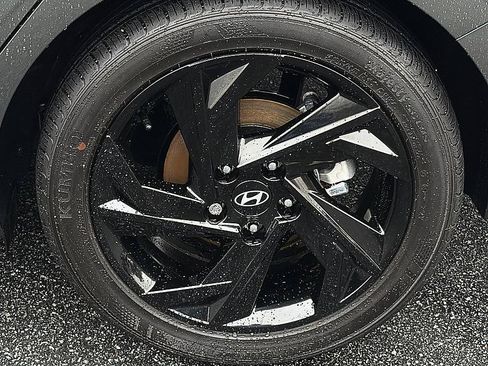 Certified 2026 Hyundai Elantra Sport w/ Cargo Package FWD image 5