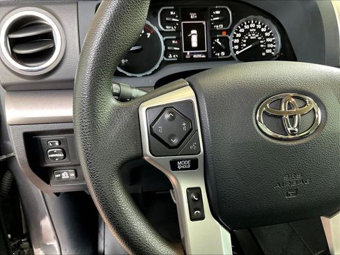 Used 2020 Toyota Tundra SR5 w/ SR5 Upgrade Package AWD/4WD image 12