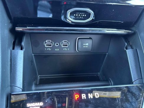 New 2026 Jeep Grand Cherokee Limited AWD/4WD image 9