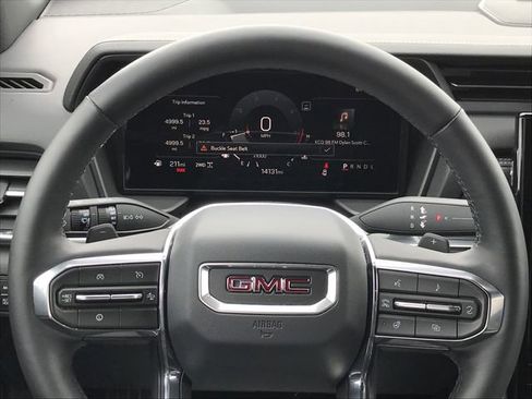 Certified 2026 GMC Terrain Elevation AWD/4WD image 8