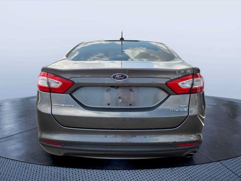 Used 2014 Ford Fusion SE w/ Equipment Group 502A FWD image 5