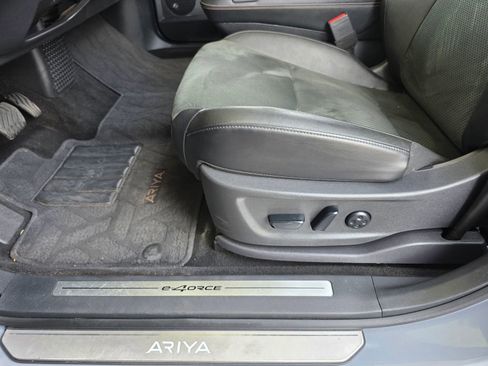 Used 2023 Nissan Ariya AWD image 27