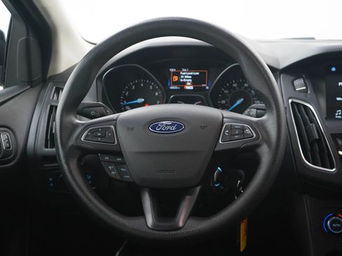 Used 2017 Ford Focus SEL w/ Interior Protection Package FWD image 15