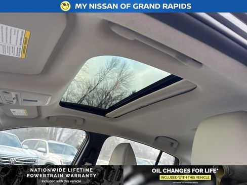 New 2026 Nissan Sentra SL w/ Floor Mat Package image 15