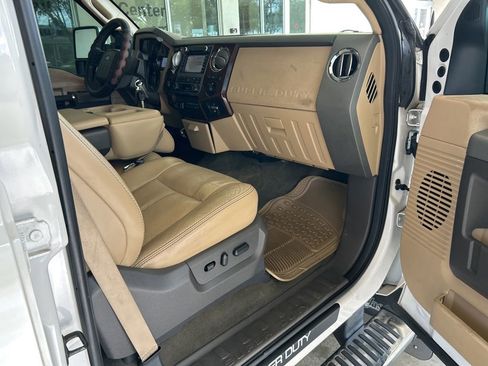 Used 2011 Ford F250 Lariat w/ Lariat Ultimate Pkg image 23