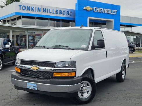New 2025 Chevrolet Express 2500 w/ Driver Convenience Package image 2