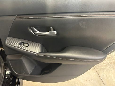 Used 2023 Nissan Sentra SR w/ SR Premium Package FWD image 28