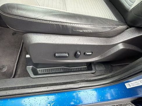 Used 2019 Ford Escape SE image 21