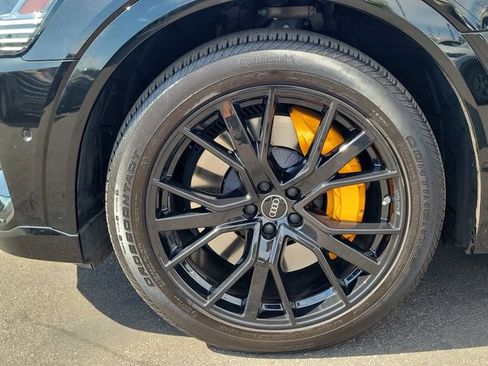 Used 2023 Audi e-tron Chronos AWD/4WD image 28