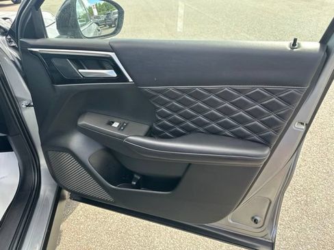 Used 2023 Mitsubishi Outlander SEL Black Edition AWD/4WD image 9