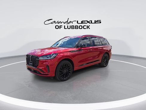 Used 2026 Lincoln Aviator Reserve AWD/4WD image 4