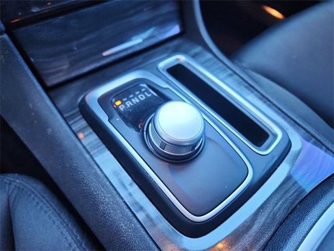 Used 2020 Chrysler 300 Touring w/ Sport Appearance Package image 16