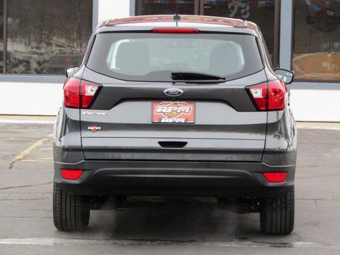 Used 2019 Ford Escape S image 8