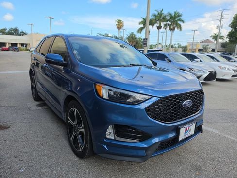 Used 2019 Ford Edge ST w/ Cold Weather Package AWD/4WD image 1