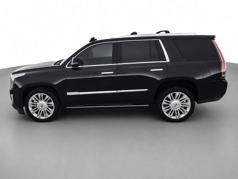 Used 2017 Cadillac Escalade Platinum AWD/4WD image 9