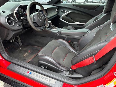 Used 2020 Chevrolet Camaro ZL1 image 9