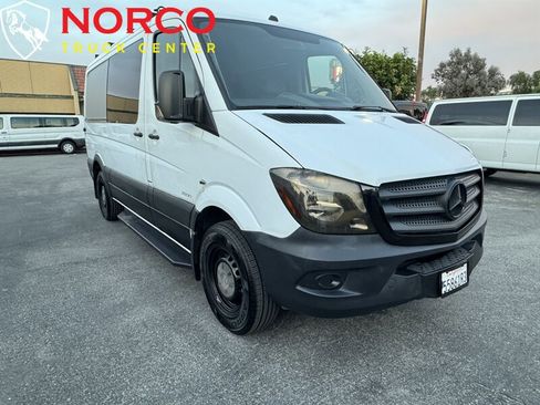 Used 2016 Mercedes-Benz Sprinter 2500 image 4