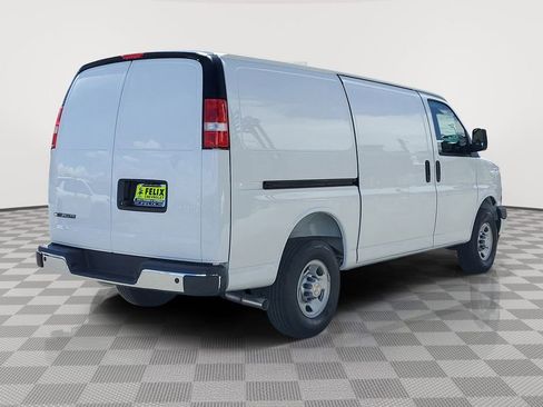New 2026 Chevrolet Express 2500 w/ Driver Convenience Package image 4
