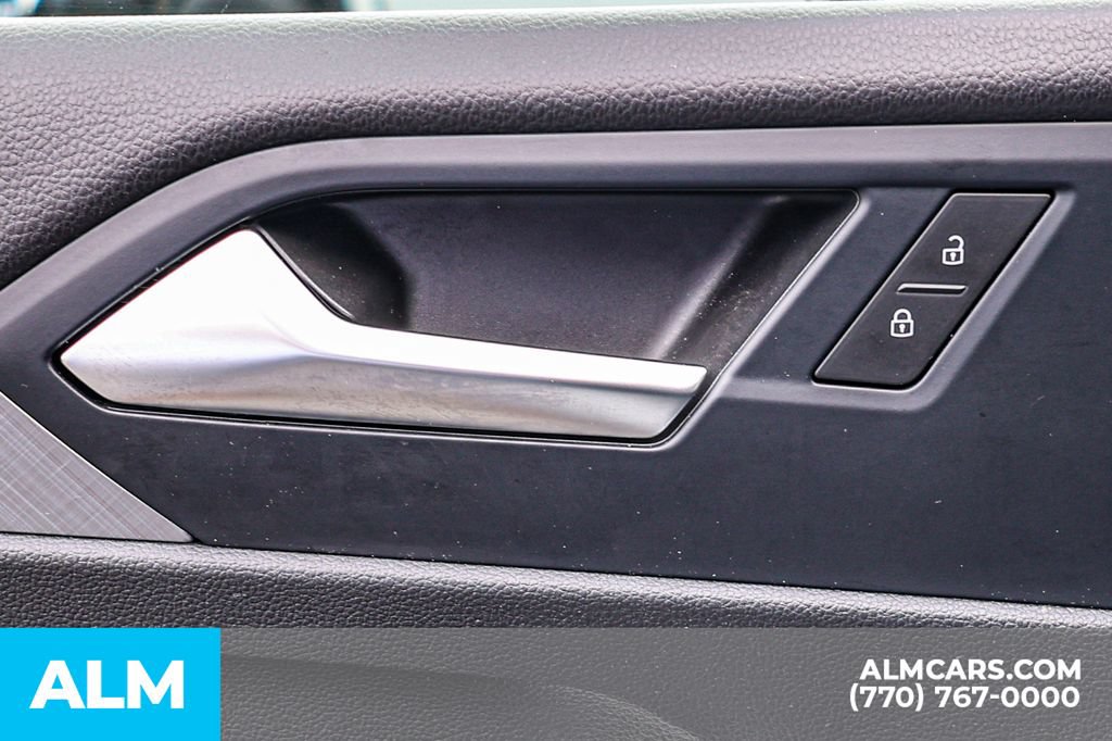 Used 2024 Volkswagen Jetta SE FWD image 43