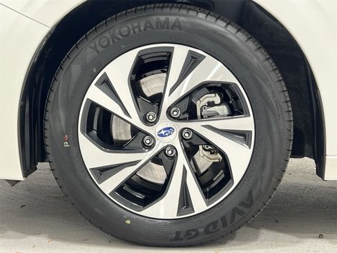 Certified 2025 Subaru Legacy Premium image 10