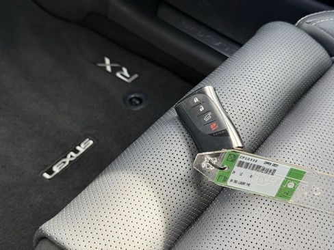 Certified 2024 Lexus RX 350 FWD w/ Convenience Package image 40