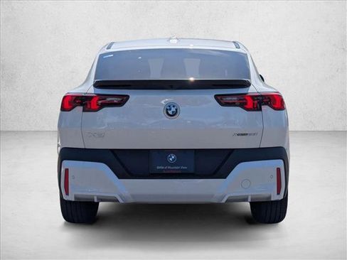 New 2026 BMW X2 xDrive28i w/ Technology Package AWD/4WD image 5