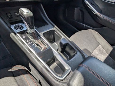 Used 2025 Nissan Sentra SR image 28