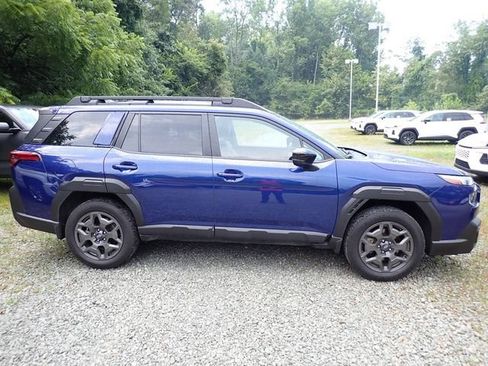 Used 2026 Subaru Outback Premium AWD/4WD image 2