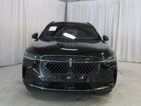 Used 2024 Lincoln Nautilus Reserve w/ Equipment Group 202A AWD/4WD image 39