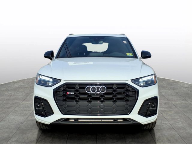 Used 2021 Audi SQ5 Premium Plus w/ Premium Plus Package AWD/4WD image 2