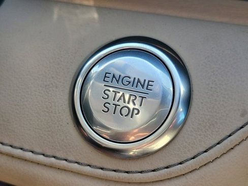Certified 2025 Lincoln Nautilus Reserve AWD/4WD image 30