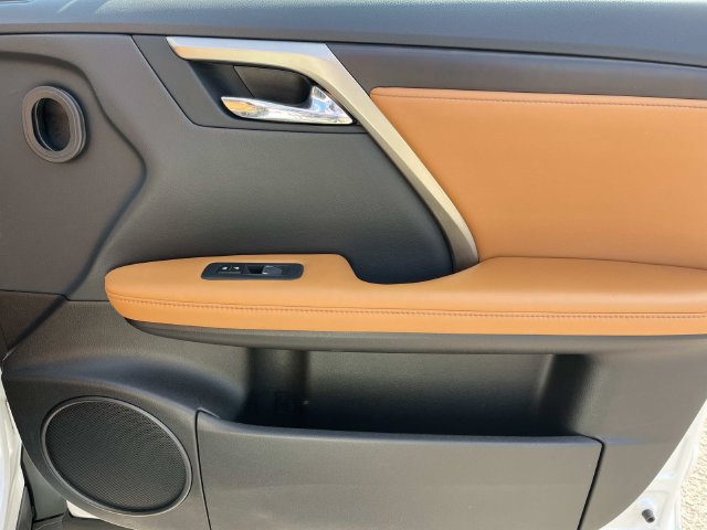 Certified 2022 Lexus RX 350 AWD w/ Premium Package image 27