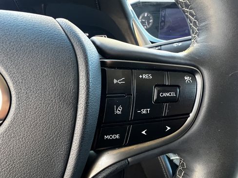 Certified 2021 Lexus ES 300h Ultra Luxury w/ Accessory Package 2 image 19