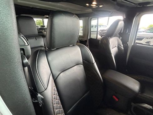 Used 2023 Jeep Wrangler Altitude image 37