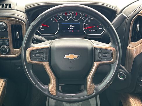 Used 2021 Chevrolet Silverado 1500 LTZ RWD image 25