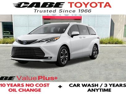 New 2025 Toyota Sienna Platinum