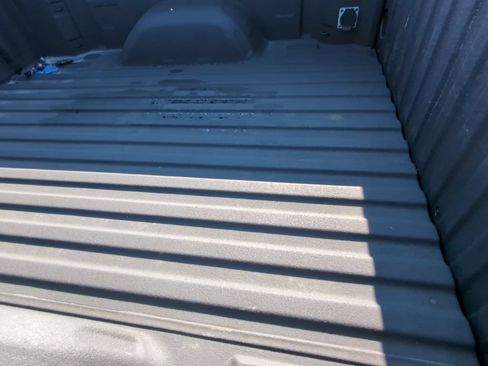 Used 2023 GMC Sierra 1500 Elevation AWD/4WD image 5