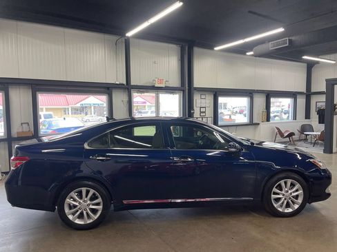Used 2011 Lexus ES 350 FWD image 16