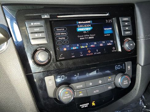 Certified 2019 Nissan Rogue SL image 34