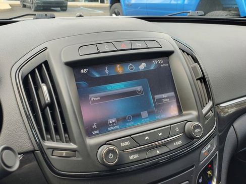 Used 2016 Buick Regal Premium FWD image 27