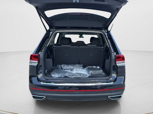 New 2026 Volkswagen Atlas SE FWD image 12