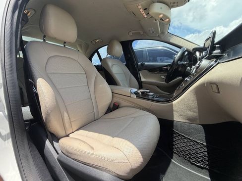 Used 2015 Mercedes-Benz C 300 Sedan image 24