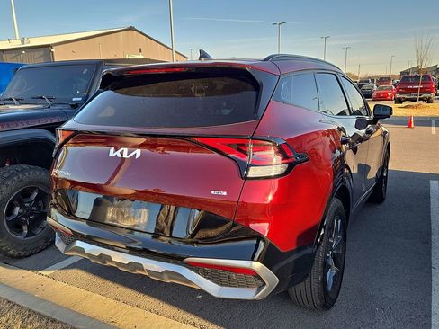 Used 2025 Kia Sportage SX Prestige image 3