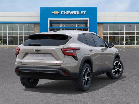 New 2026 Chevrolet Trax RS image 4